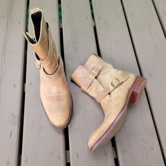 Cole Haan Nike Air Liam Strap Dress Boots Oatmeal Tan Distress Leather Buckle 9 - Picture 1 of 9